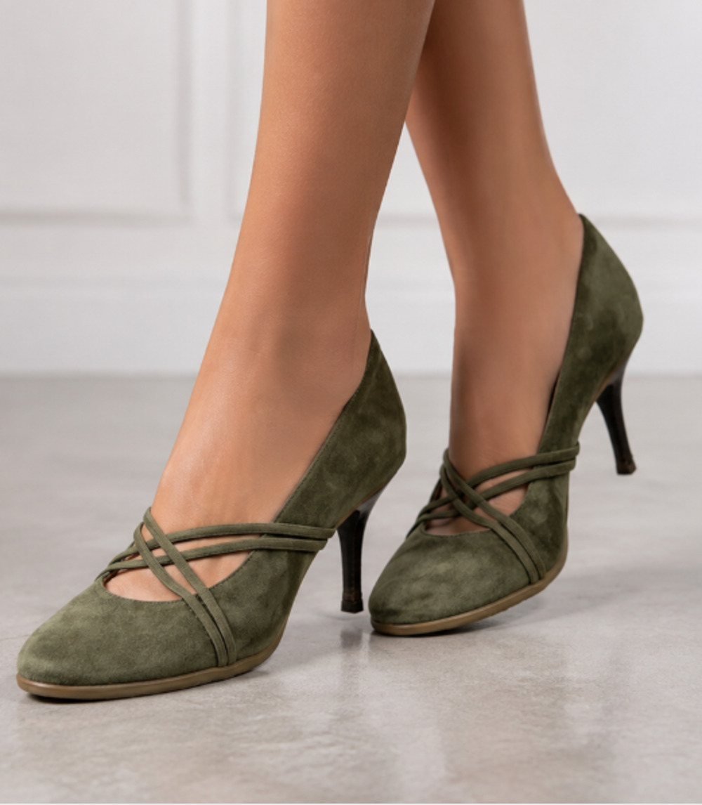 VTG Donna Karan Olive Green Suede Pumps Heels Sz 8 Strappy Made Italy Y2K Preppy